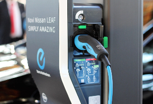 완속(AC) 충전의 원리와 한계: &lsquo;충전기 스펙&rsquo;보다 차량 OBC와 전기 설비가 좌우한다