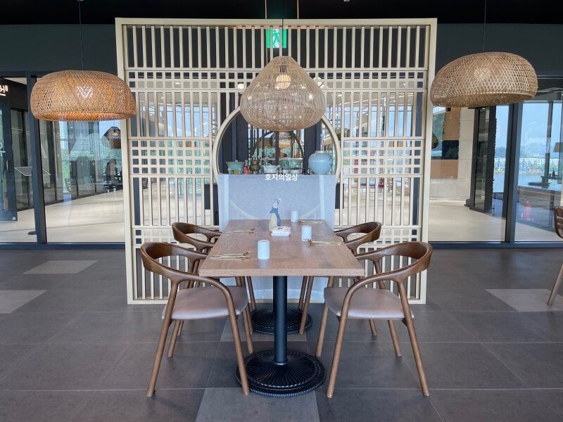 동탄 호수뷰 한정식 맛집 오선 동탄 라크몽 - 인테리어