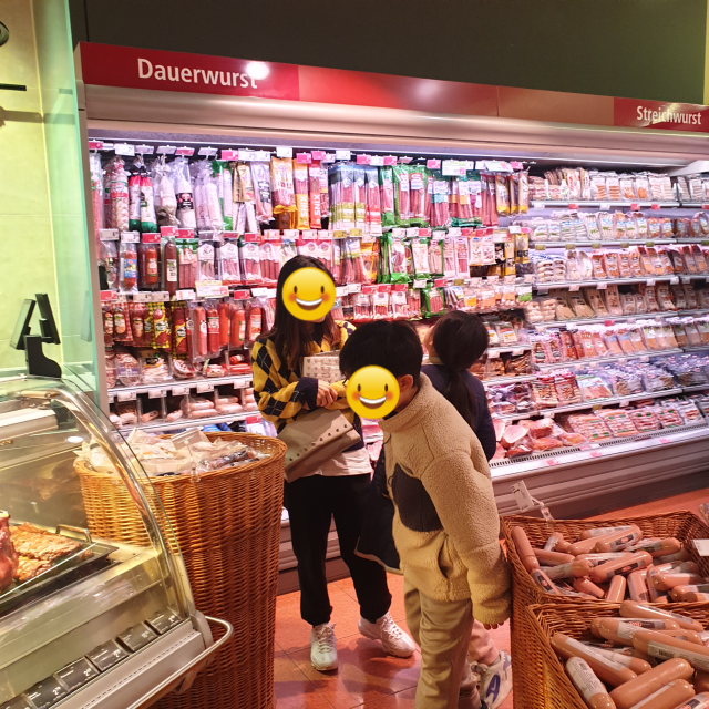 오스트리아 Inter SPAR에서 간식 구매