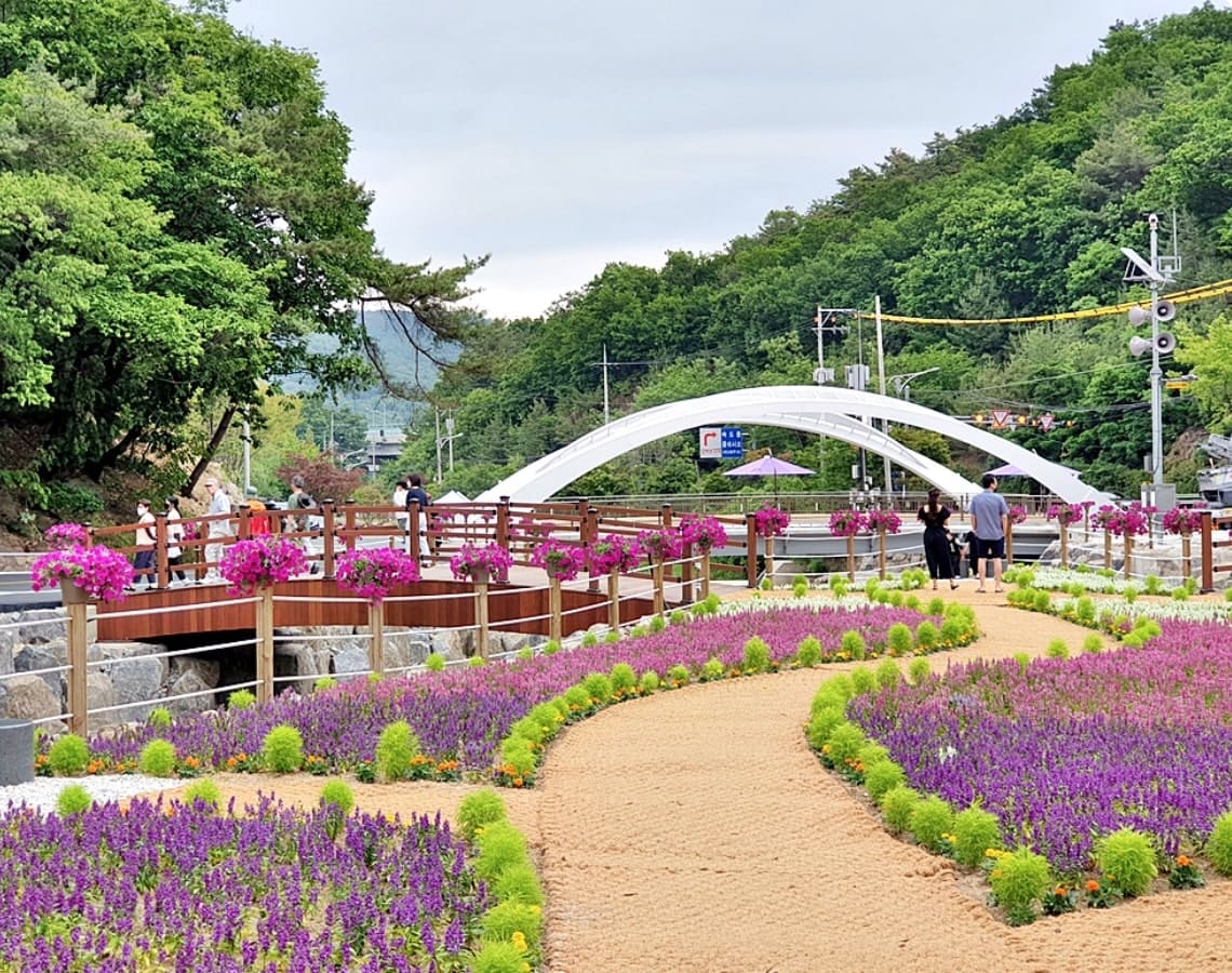 남양주 청학밸리리조트(청학동계곡)을 예쁘게 꾸며주는 조경