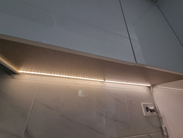 우리집주방-간접조명