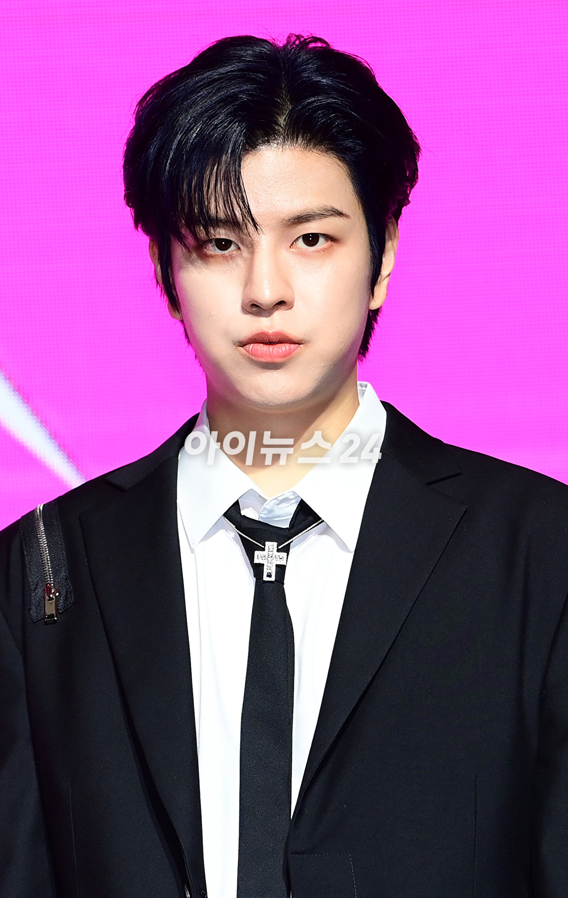 그룹 스트레이키즈 승민이 10일 오전 서울 영등포구 콘래드 서울에서 열린 스트레이키즈(Stray Kids) 새 미니앨범 &#39;樂-STAR&#39;(락스타) 발매 기념 기자간담회에서 포즈를 취하고 있다. [사진=정소희 기자]