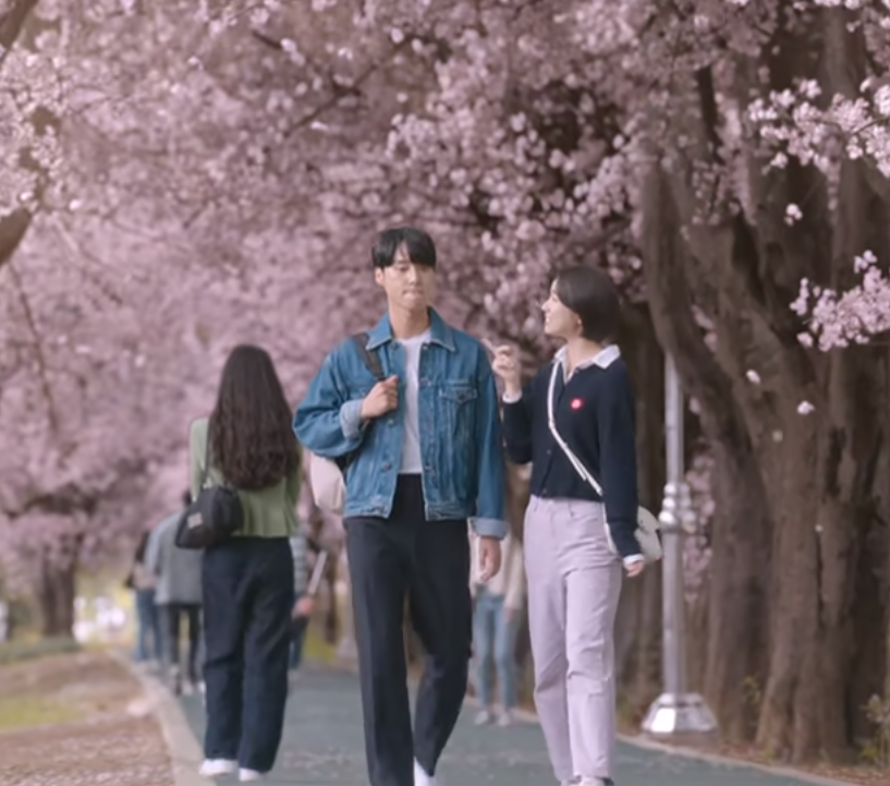 이두나 3화 줄거리, 봄바람