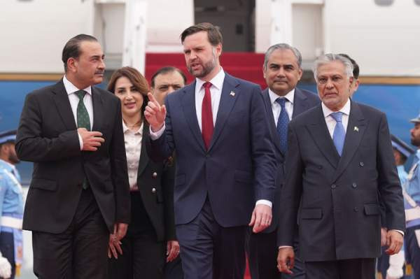 미국 해상봉쇄의 의미와 전쟁 가능성: 트럼프의 '경제적 분노'가 가져온 석유 수출 마비의 실체