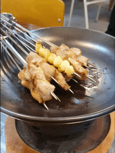 윤기나는-항정살-구이