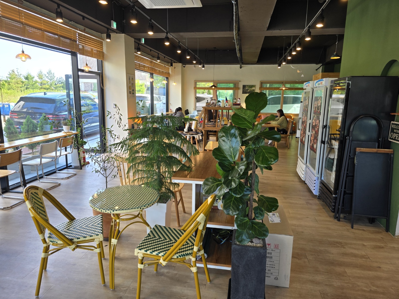 고은케이크의 앤티크한 인테리어에요