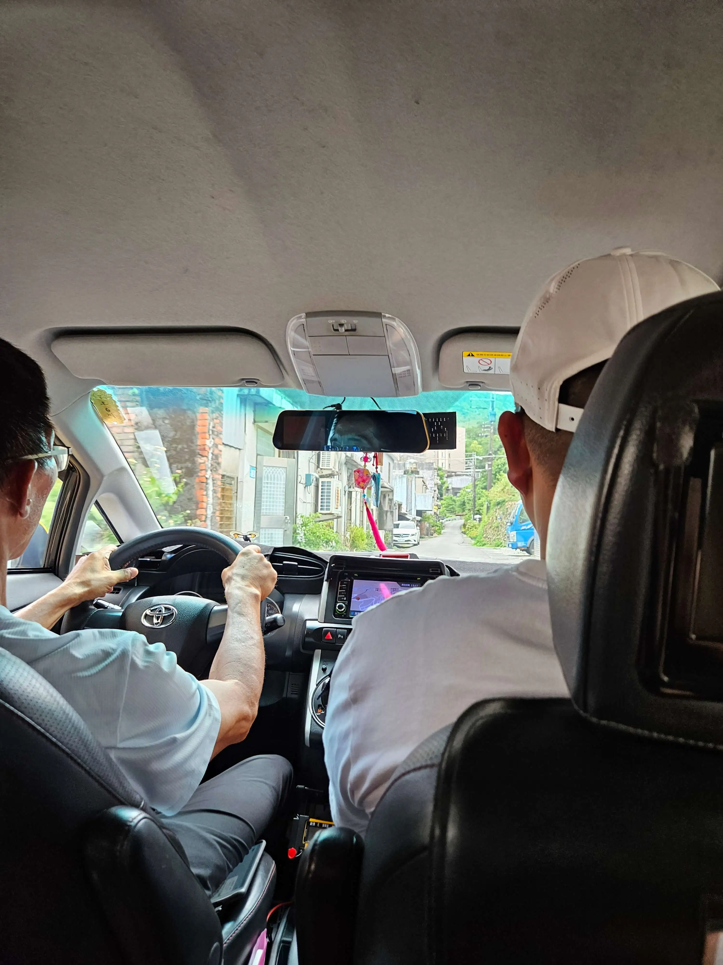 타이베이 근교 택시투어 추천 | 예류·스펀·허우통·진과스·지우펀 하루 루트 정리