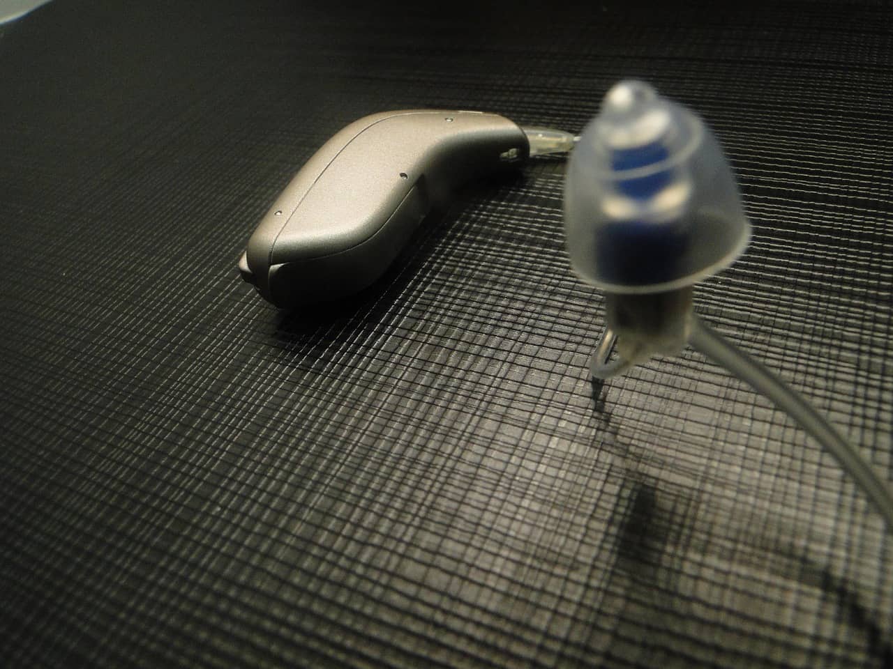 난청 및 청각 장애인을 위한 언어 및 의사소통 재활치료