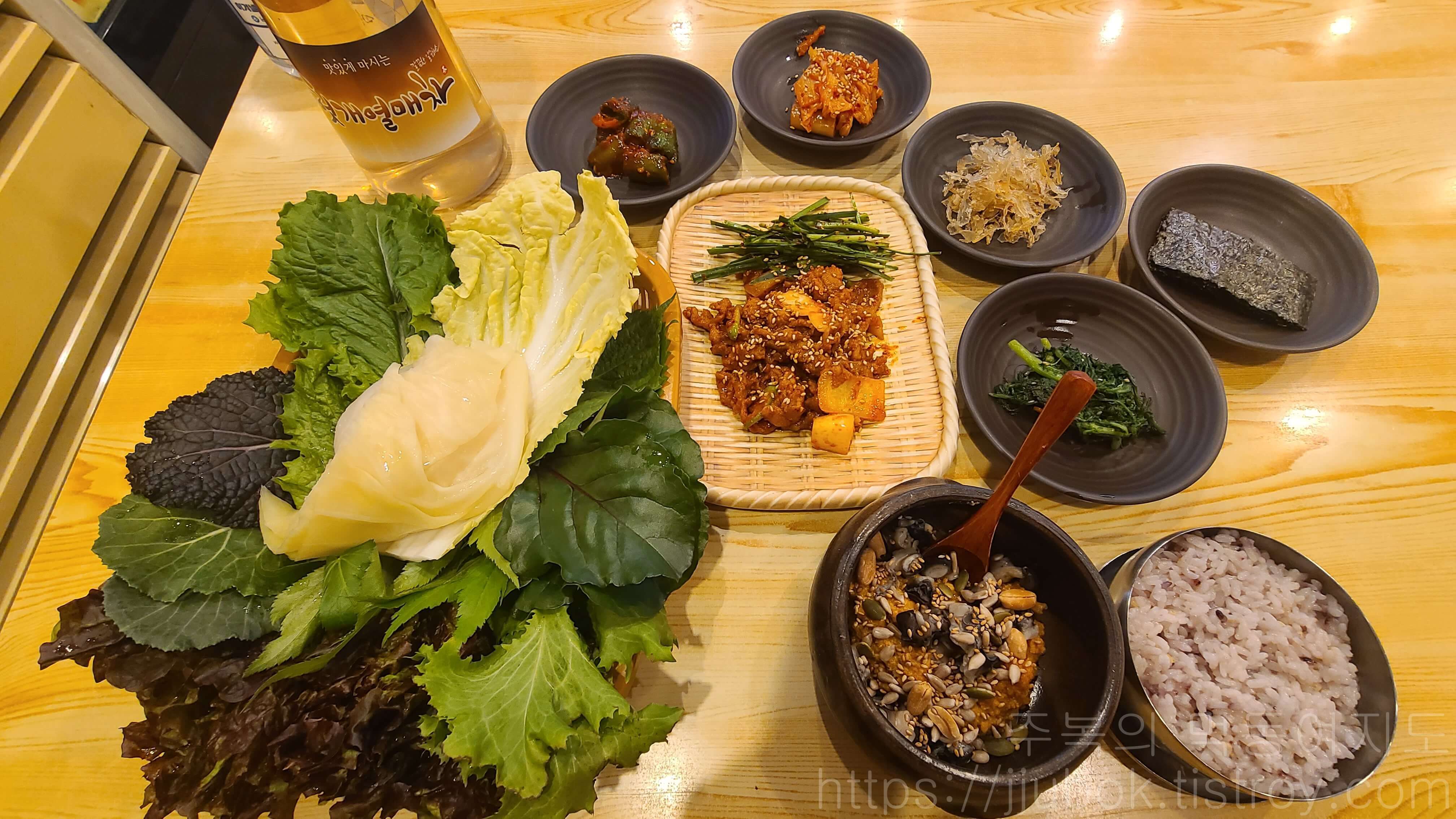 오구당당-테이블-셋팅