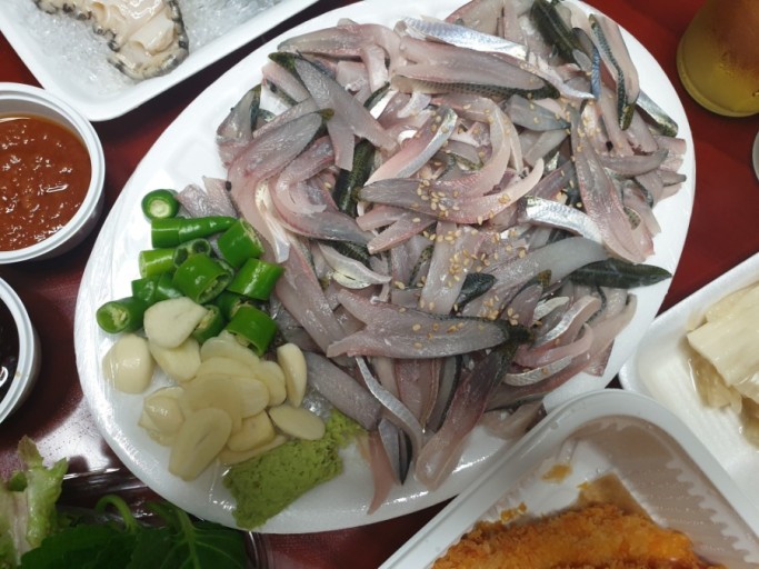 전남 장흥 이피디가 간다 된장 물회, 전어구이, 전어회무침, 전어회 제철 고소한 전어 밥상 맛집 추천