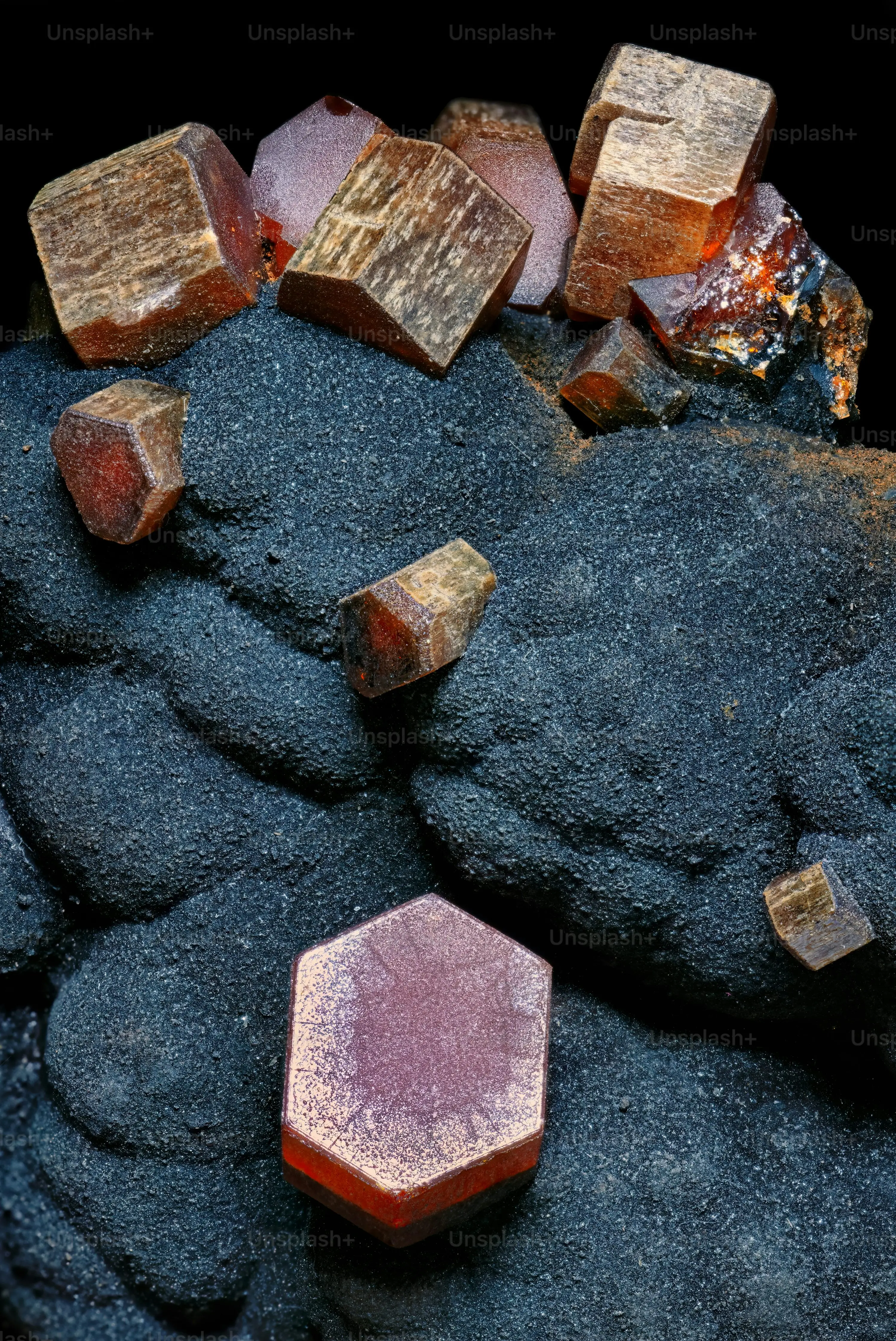 텅스텐 관련주 수혜주