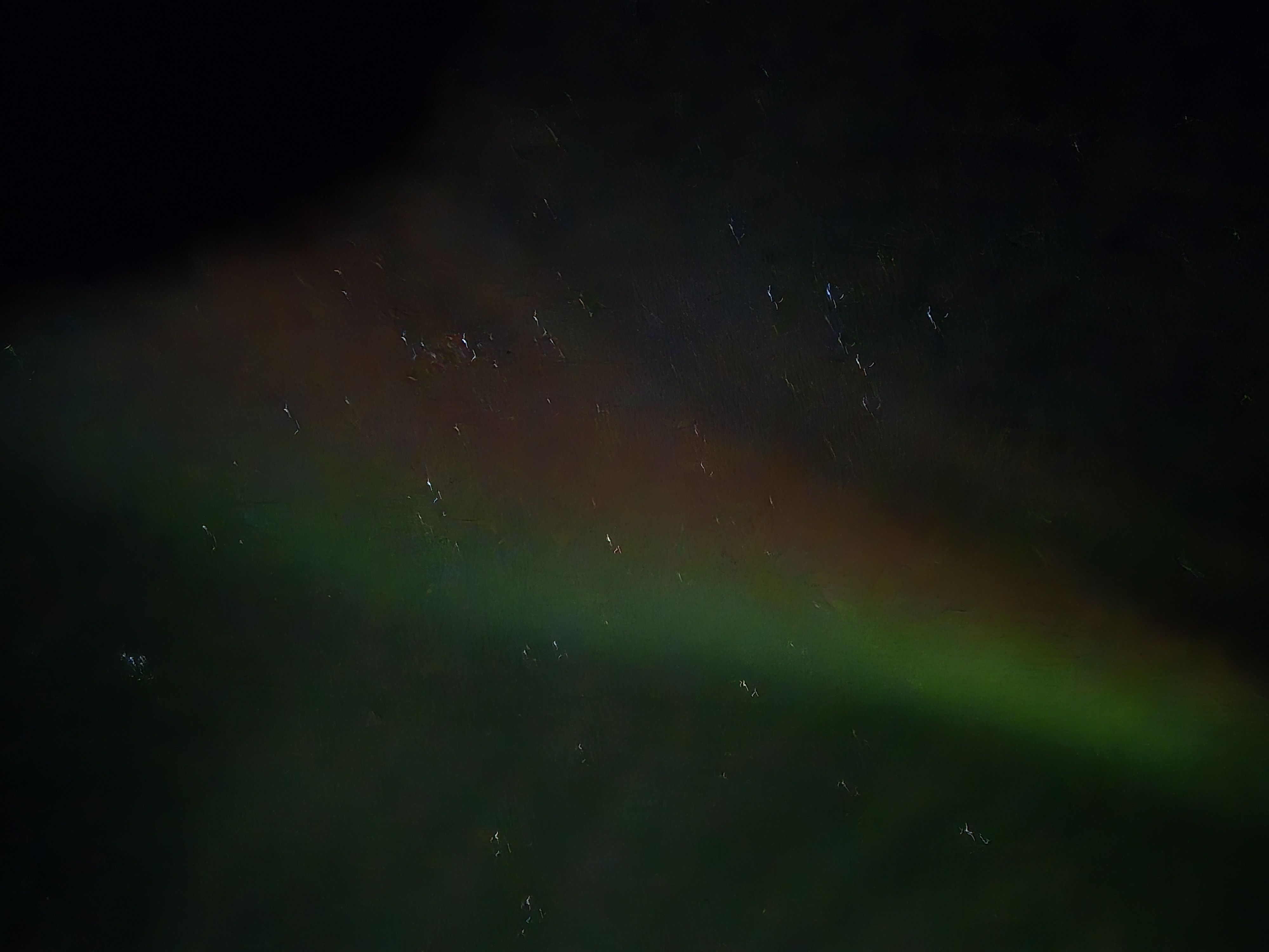 밤하늘을 수놓은 초록빛 오로라