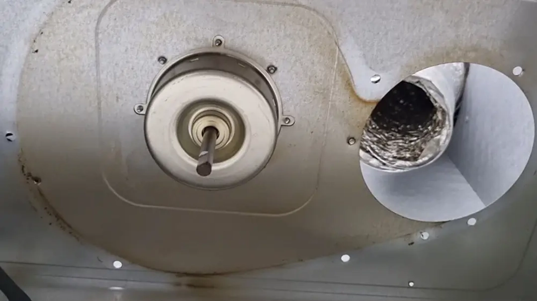 후드 안쪽 기름때