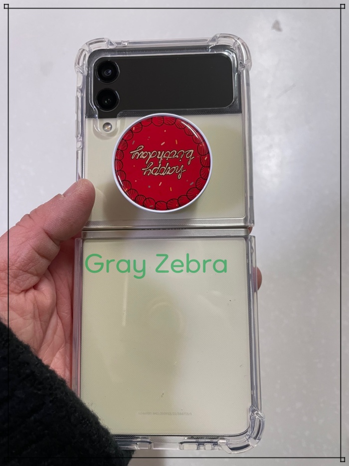 갤럭시 Z 플립3 투명 펼친 모습