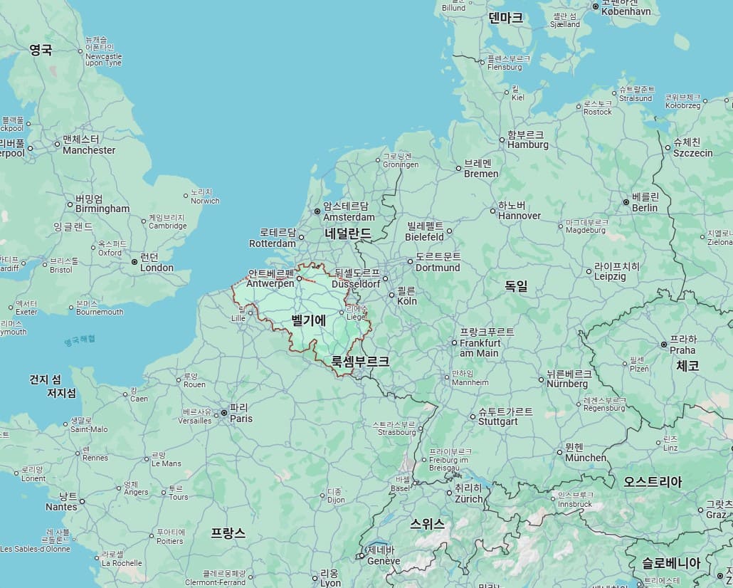 7879