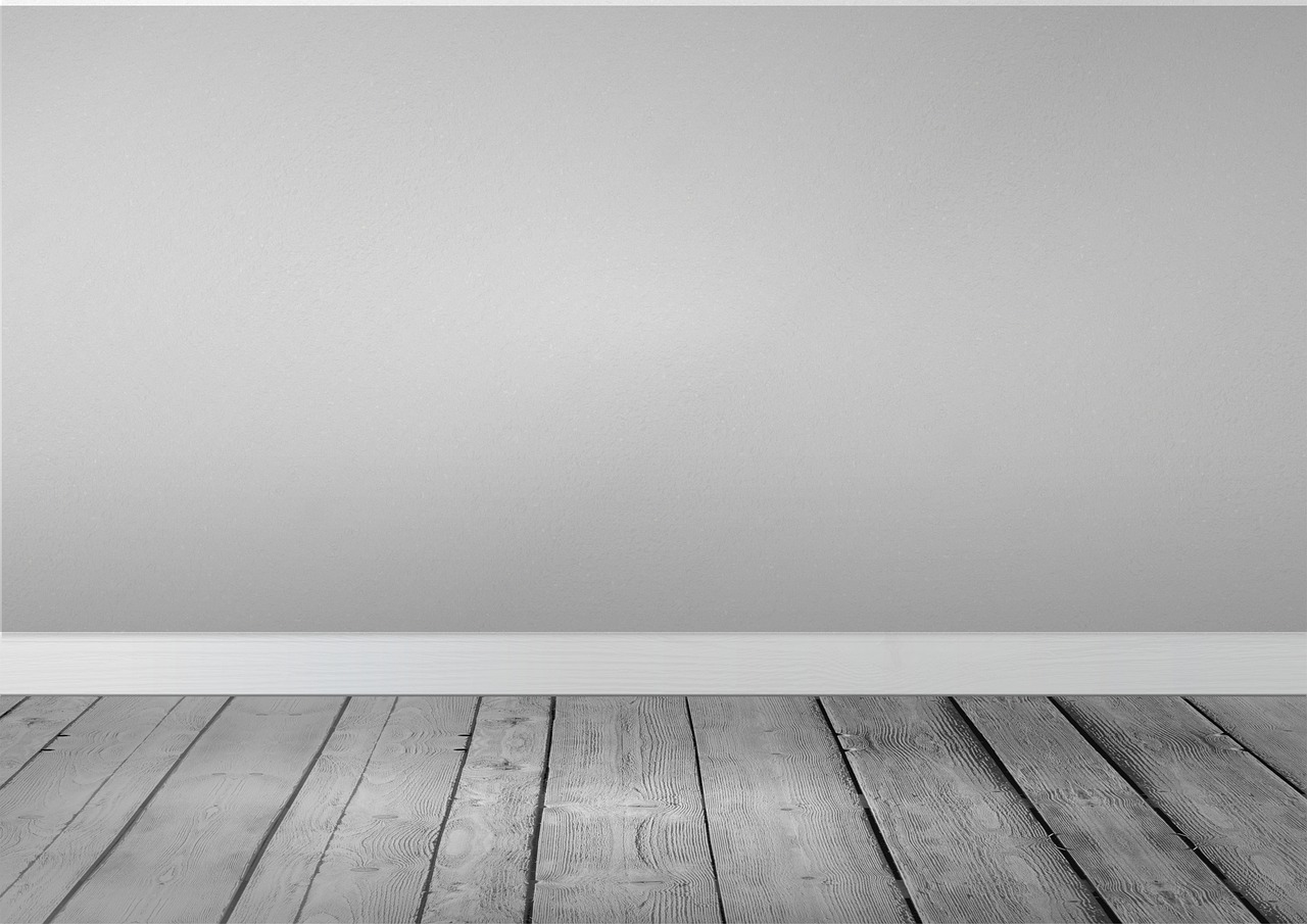 벽지·도배면의 먼지, 곰팡이, 얼룩 제거와 내구성 보호 세척법