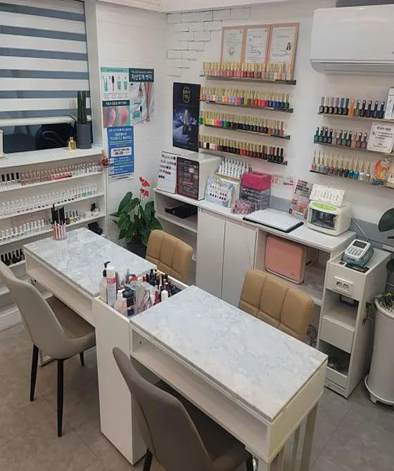 레인보우 네일샵