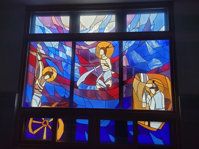 미아동성당 스테인드글라스