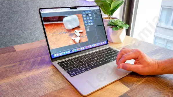 MacBook Air M2 2022