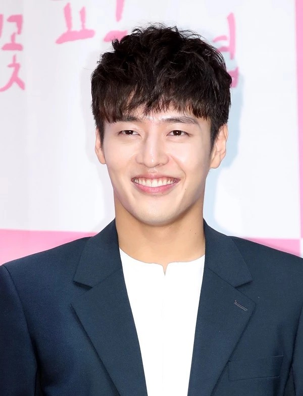 강하늘1