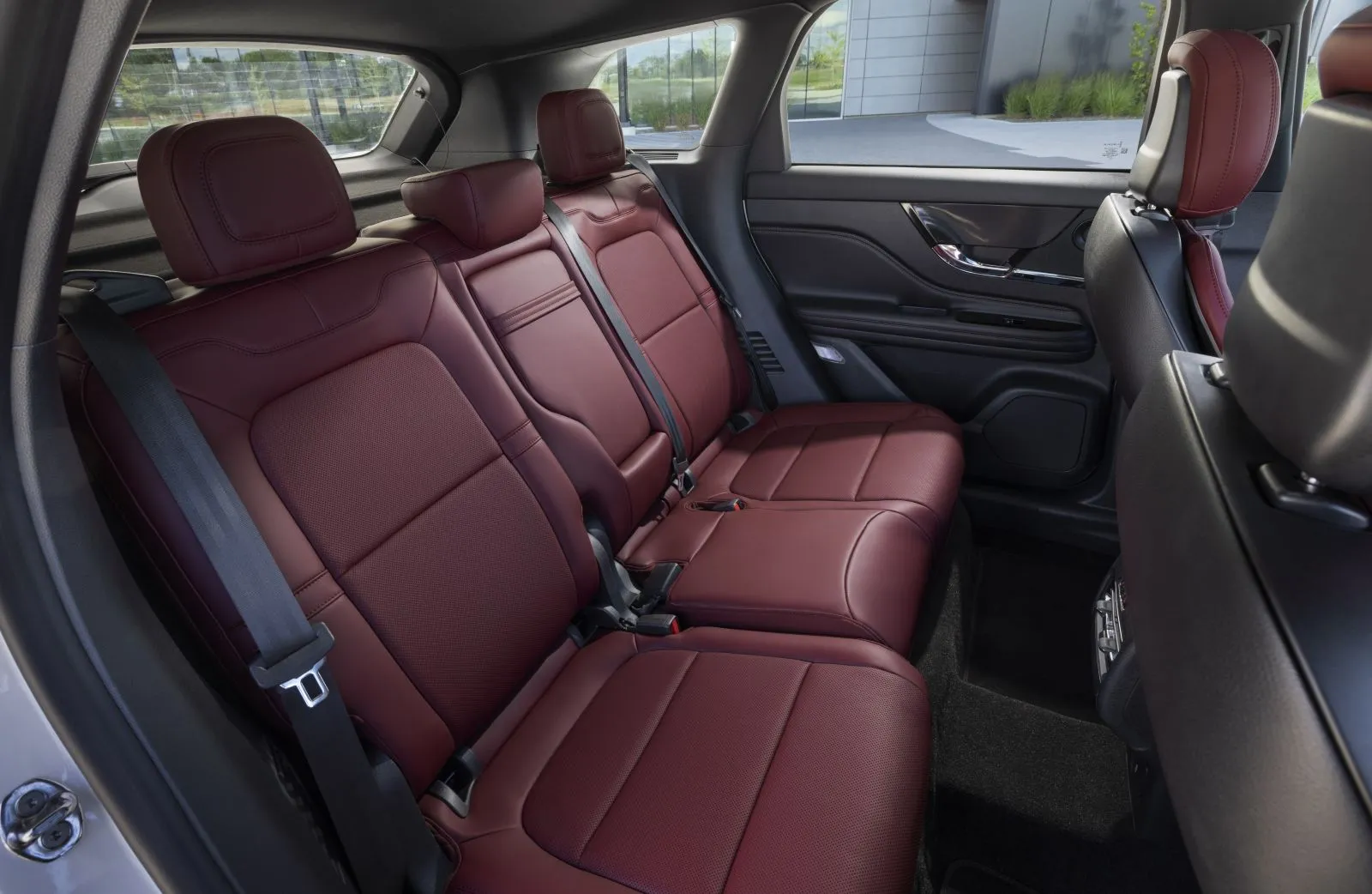 코세어 페이스리프트 실내 2열