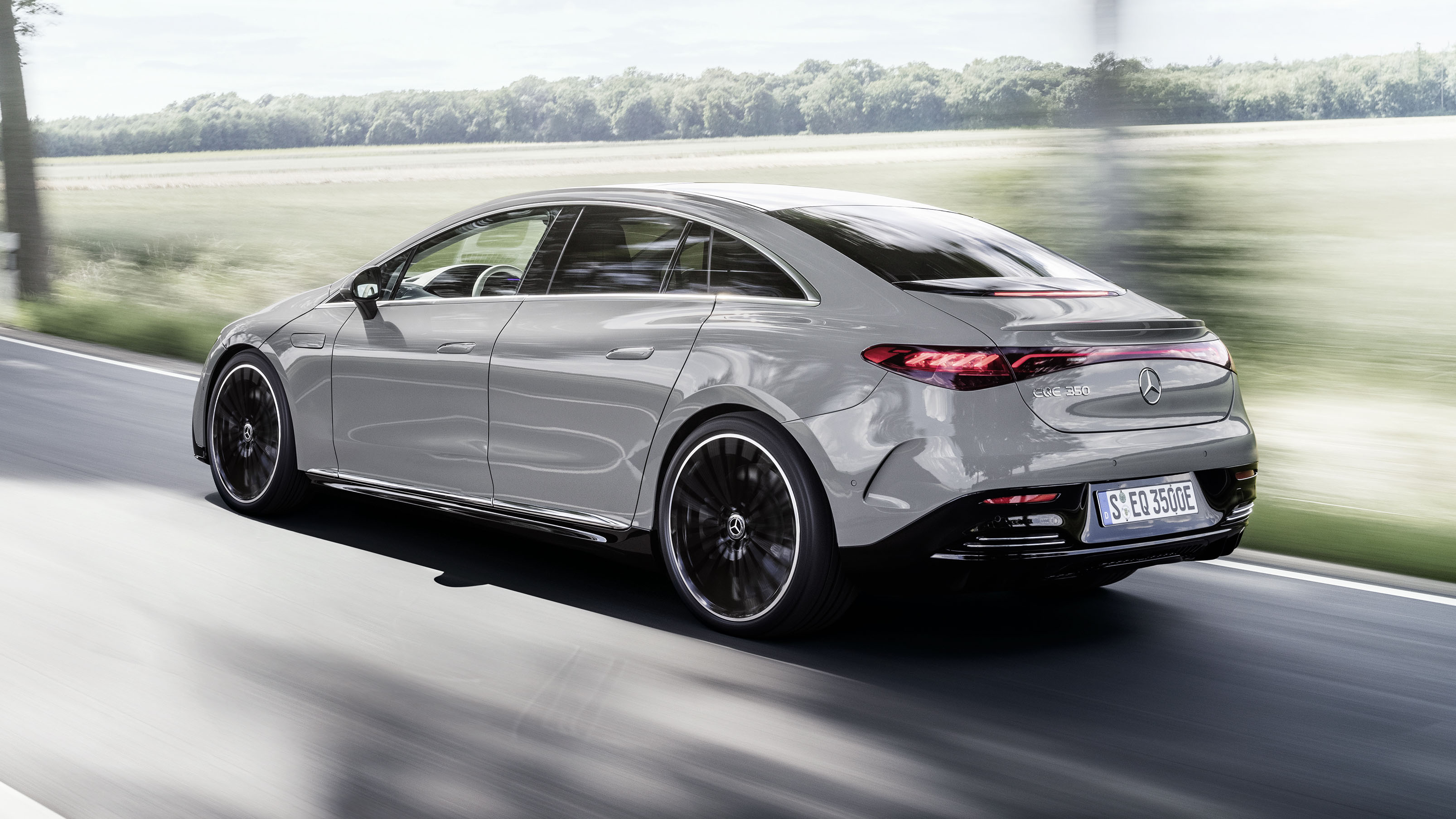 메르세데스-벤츠 EQE