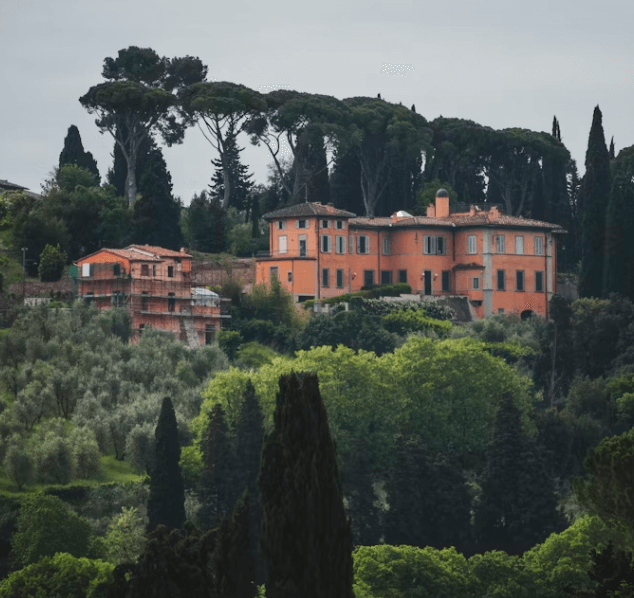 서유럽 럭셔리 vs 가성비 여행: 당신의 선택은?