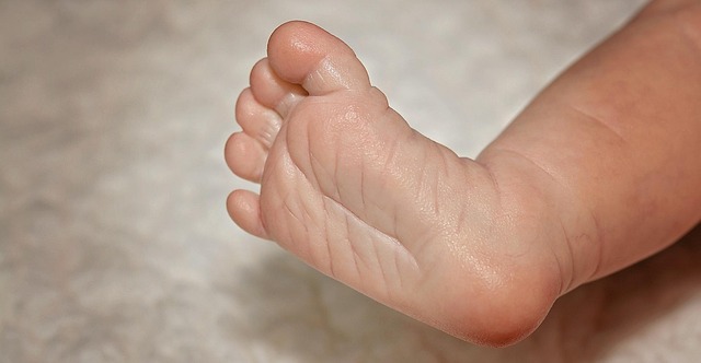 발뒤꿈치 통증 원인 총정리