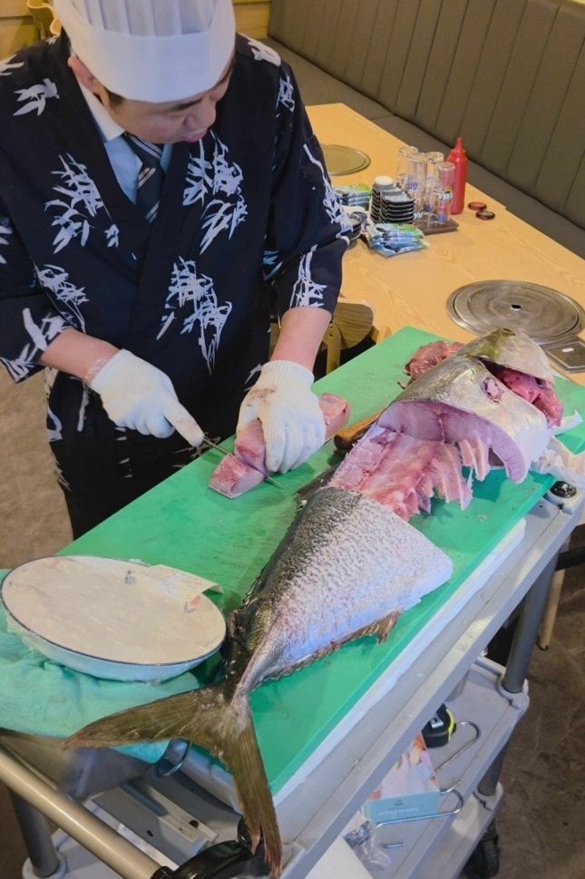 인천-연수구-대방어-촌놈횟집