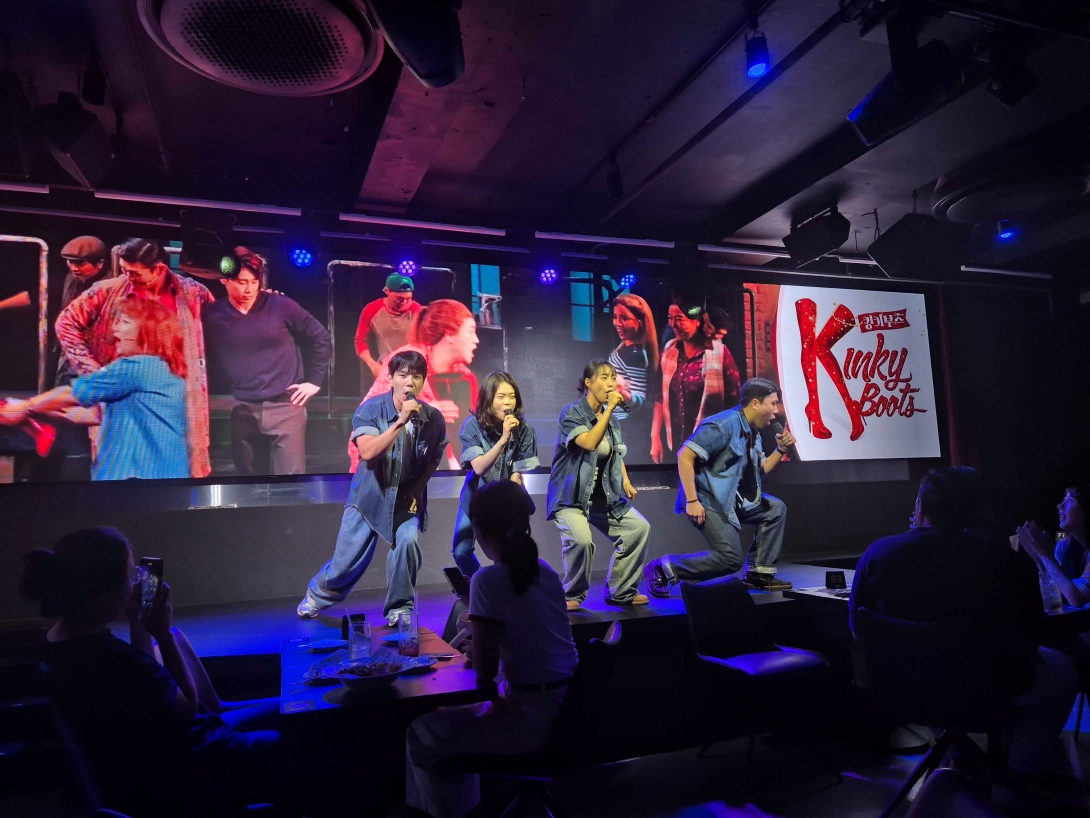 뮤지컬펍넘버스테이지 - 킹키부츠로 강렬한 오프닝!