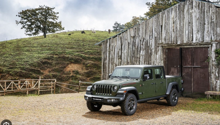 지프 글레디에이터 중고차 가격 시세표 유지비