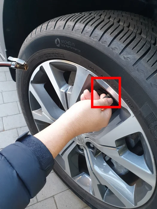 타이어 공기압 셀프로 해결4