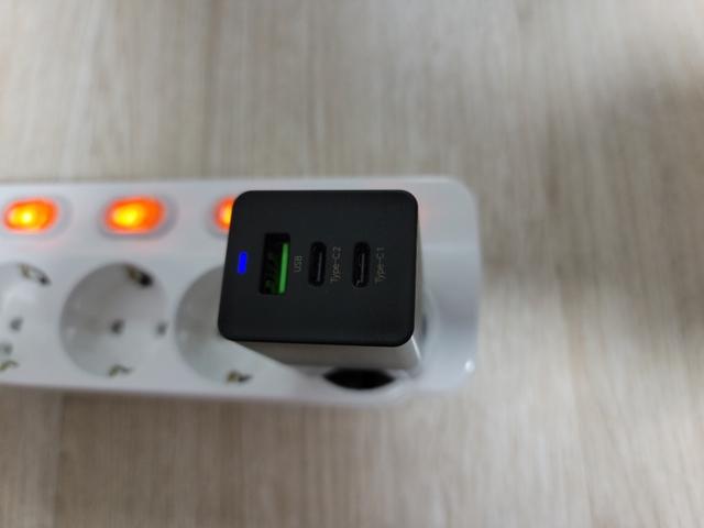 윈코 Gan PD 고속 충전기 전원 연결 표시등