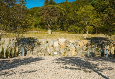 집 밖으로 캠핑장 F공간