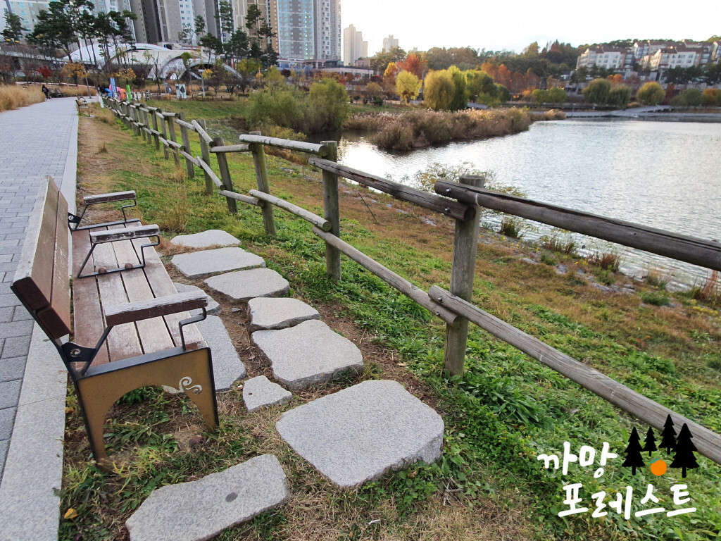 광교호수공원 산책로
