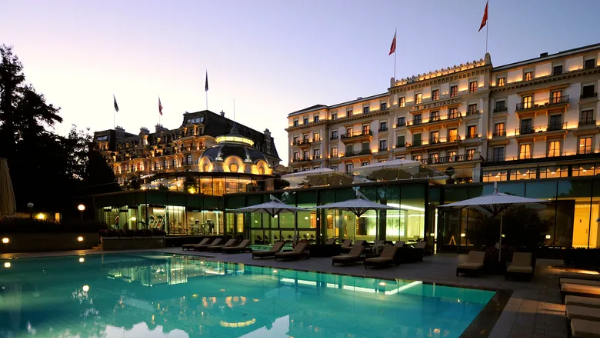 Beau-Rivage Palace, Lausanne, 스위스 (사진 출처: Travel Weekly)