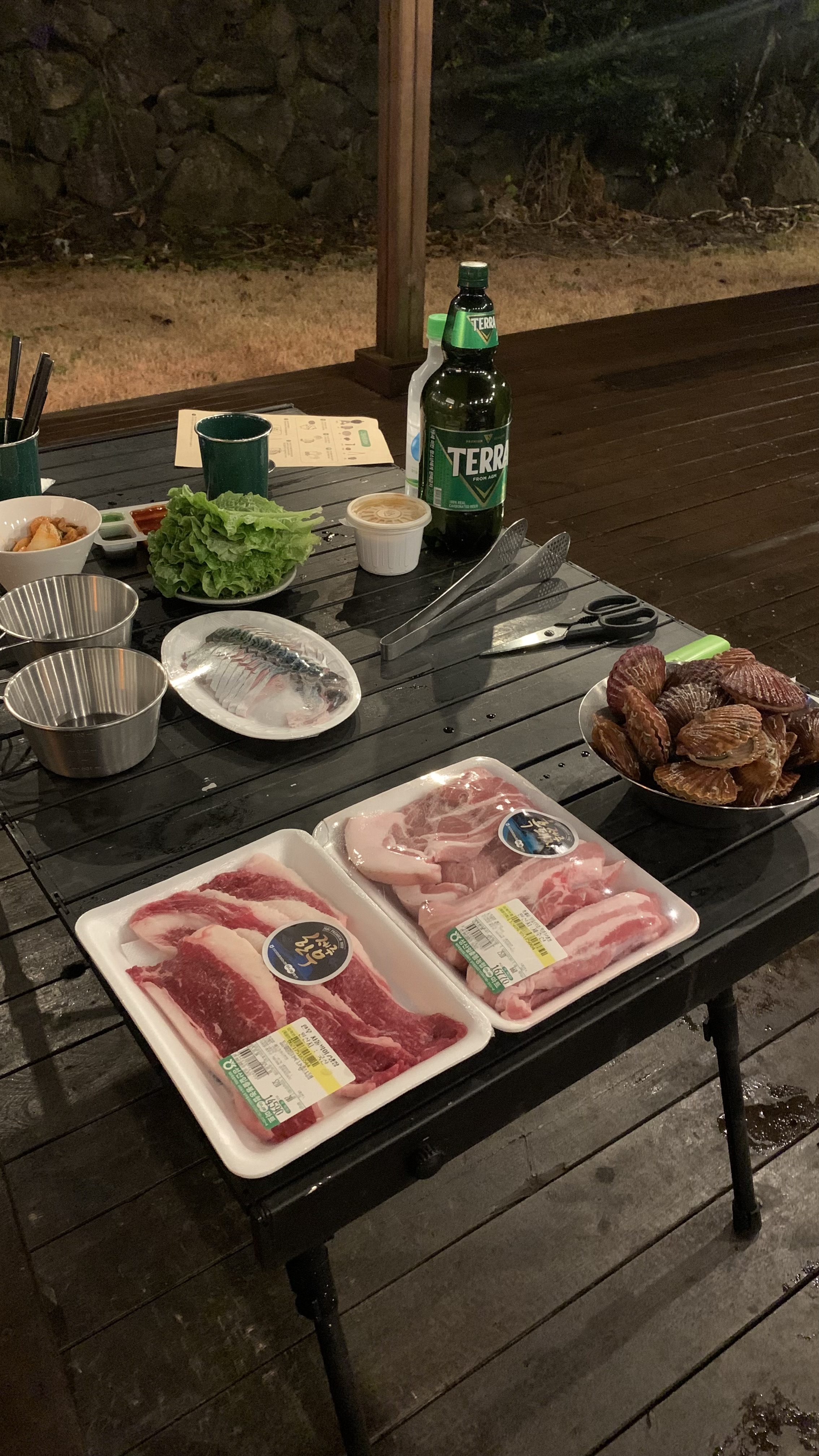 제주도에서 찾은 감성 글램핑 숙소 어라운드폴리 리뷰 - 겨울 에어스트림 숙박 후기