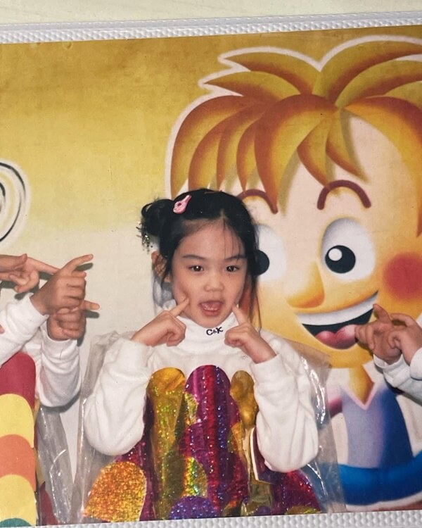 우다비-과거-어린시절