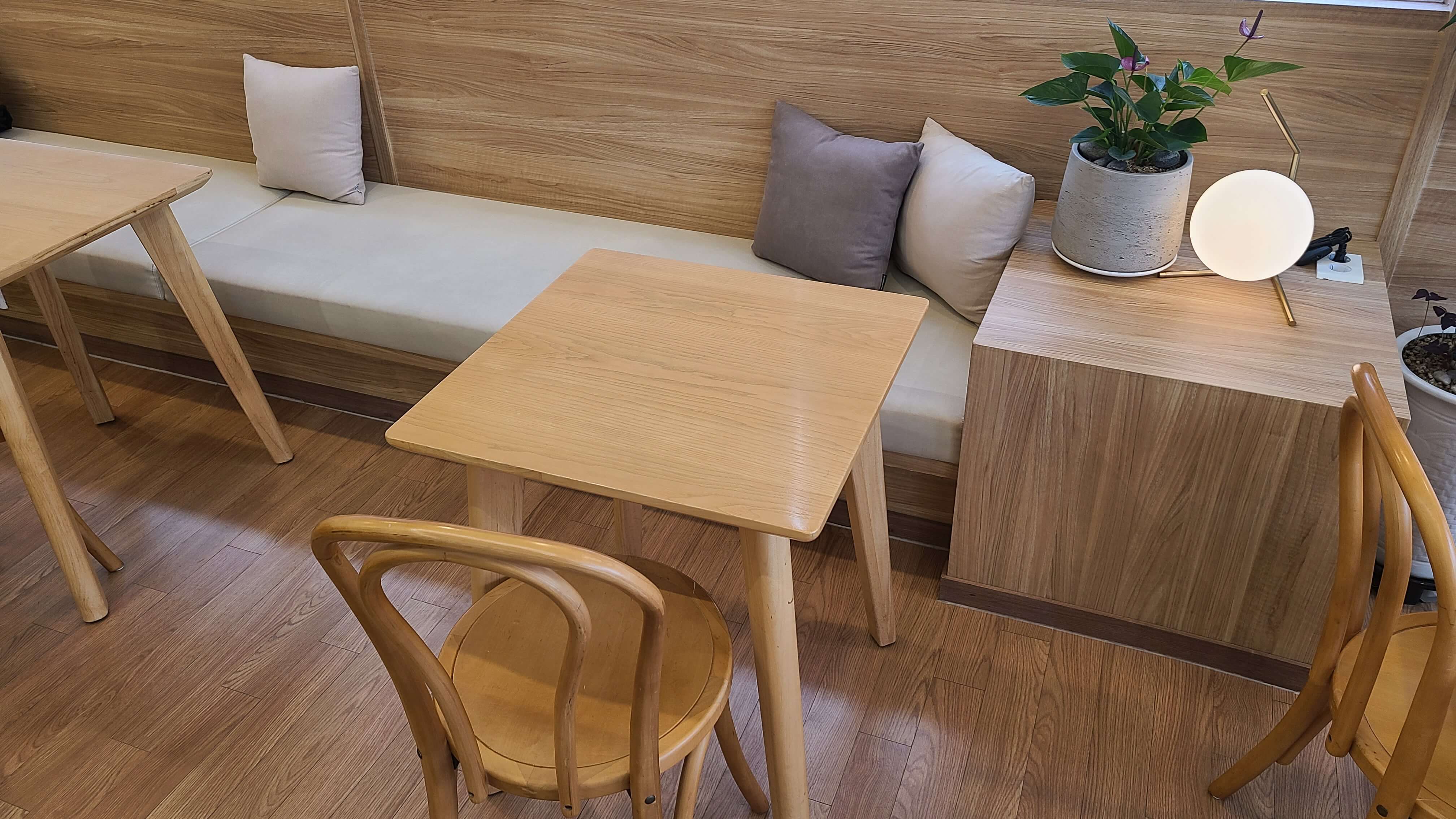 카페동네-인천-서운점-인테리어-3