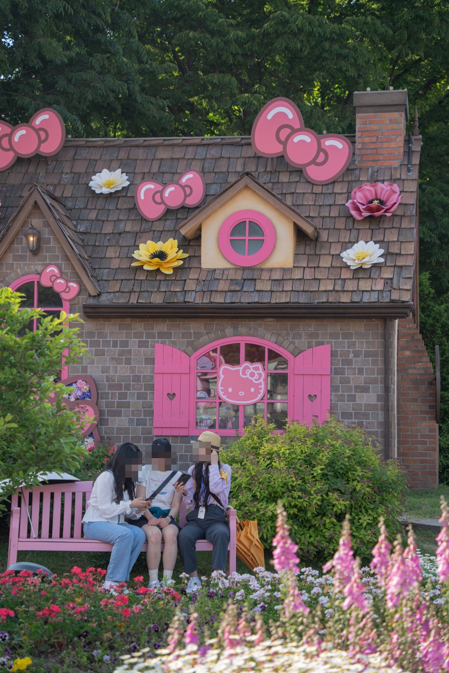 에버랜드 헬로키티 건축물