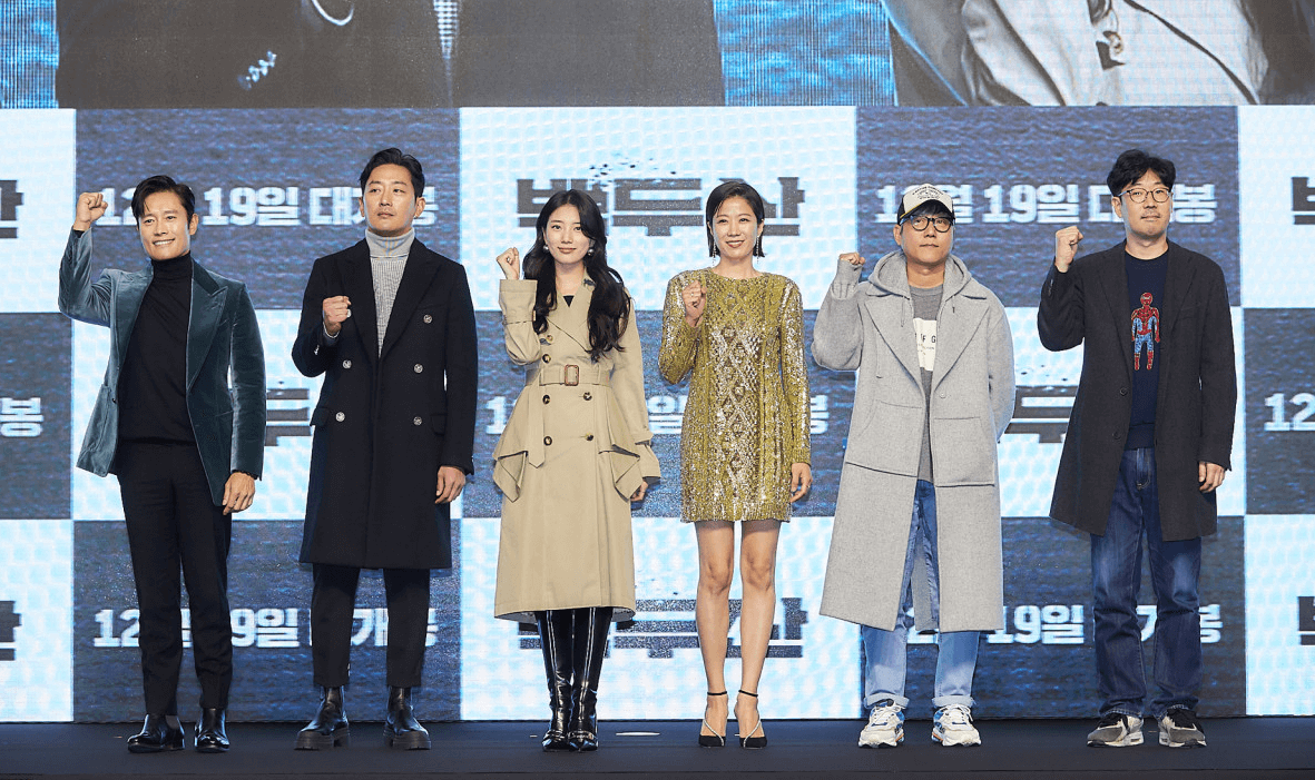 백두산의 주연 배우들 1