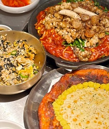 김피전