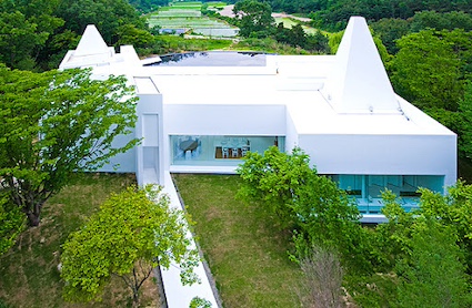 퀸즈 대저택 마당 산책로 마임비전빌리지