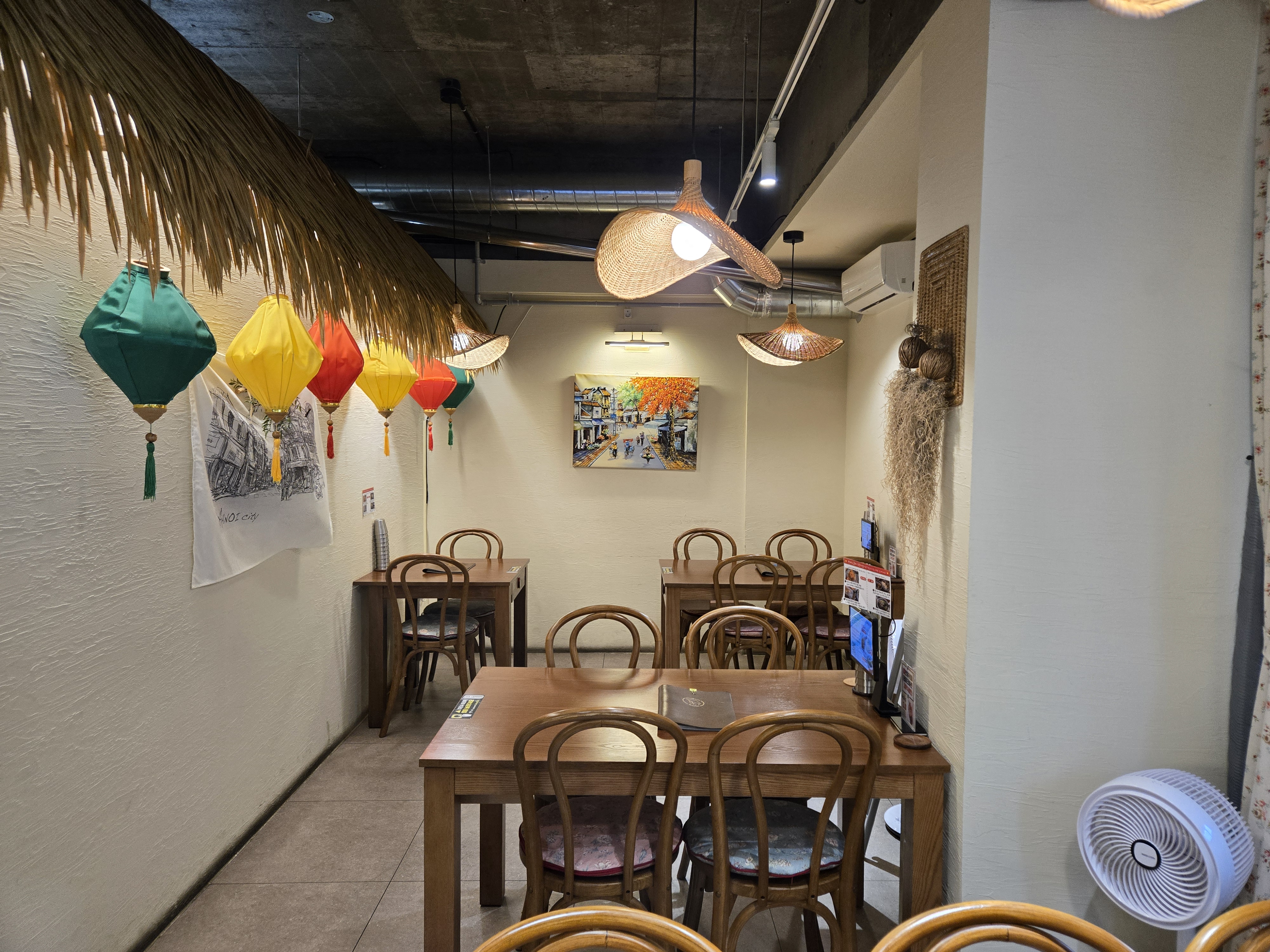 범어동 베트남 음식 맛집 라이첸 분위기