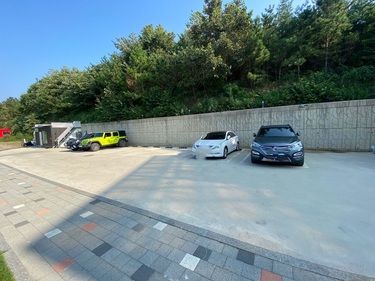 키즈비-풀빌라-야외-시설-이미지