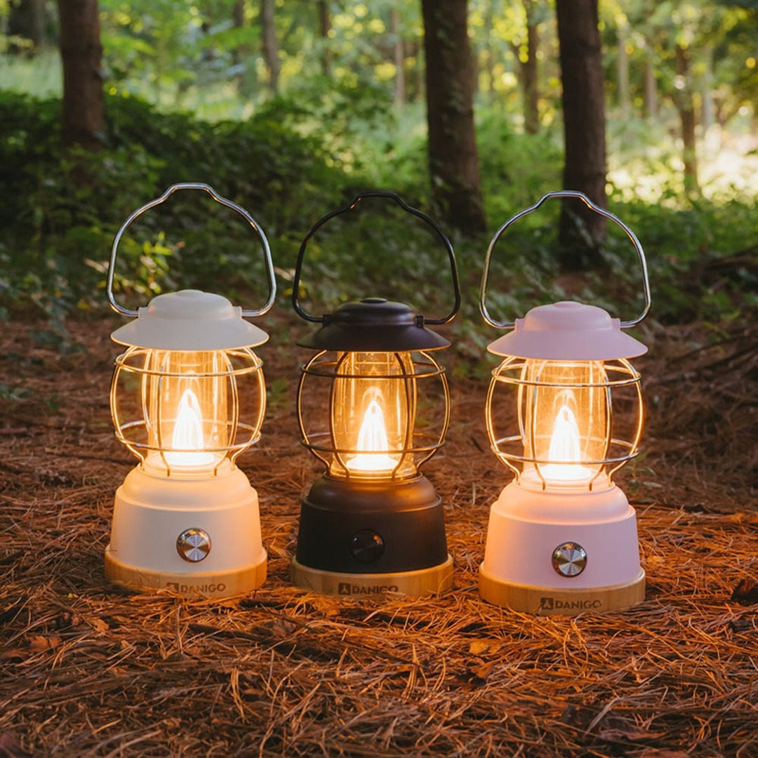 랜턴 & 조명: 감성 캠핑을 위한 무드등