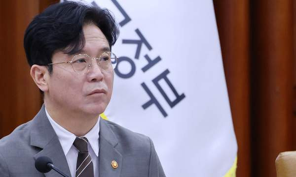 김영훈 노동장관 면담: 삼성전자 긴급 중재, 5만명 총파업 임박에 따른 성과급 쟁점 및 100조 손실 시나리오 총정리