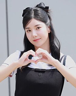 이찬원&middot;권은비 MC 이슈 알아보기