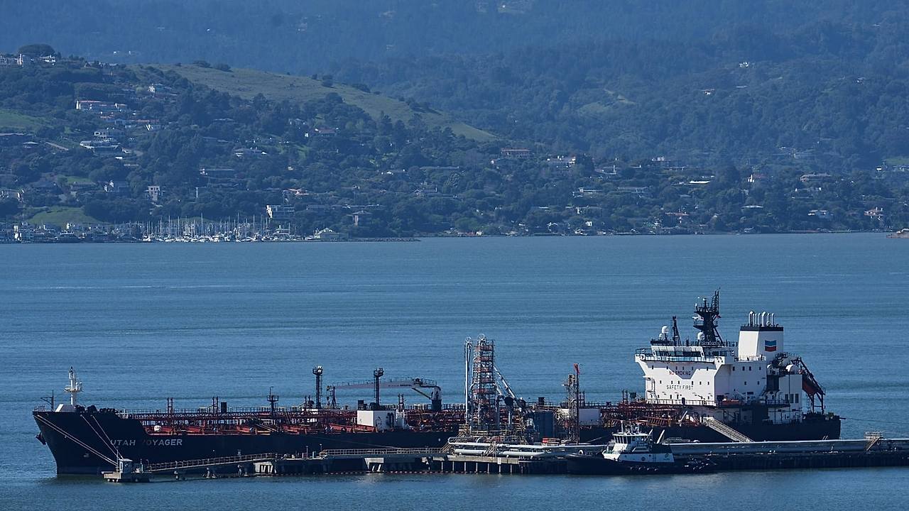 Passage denied: Oil and gas prices swing wildly as Hormuz crisis drags on