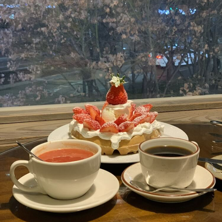 딸기 와플 및 자몽차, 커피 대표사진
